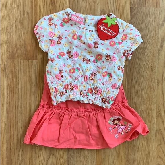 Other - Strawberry shortcake set